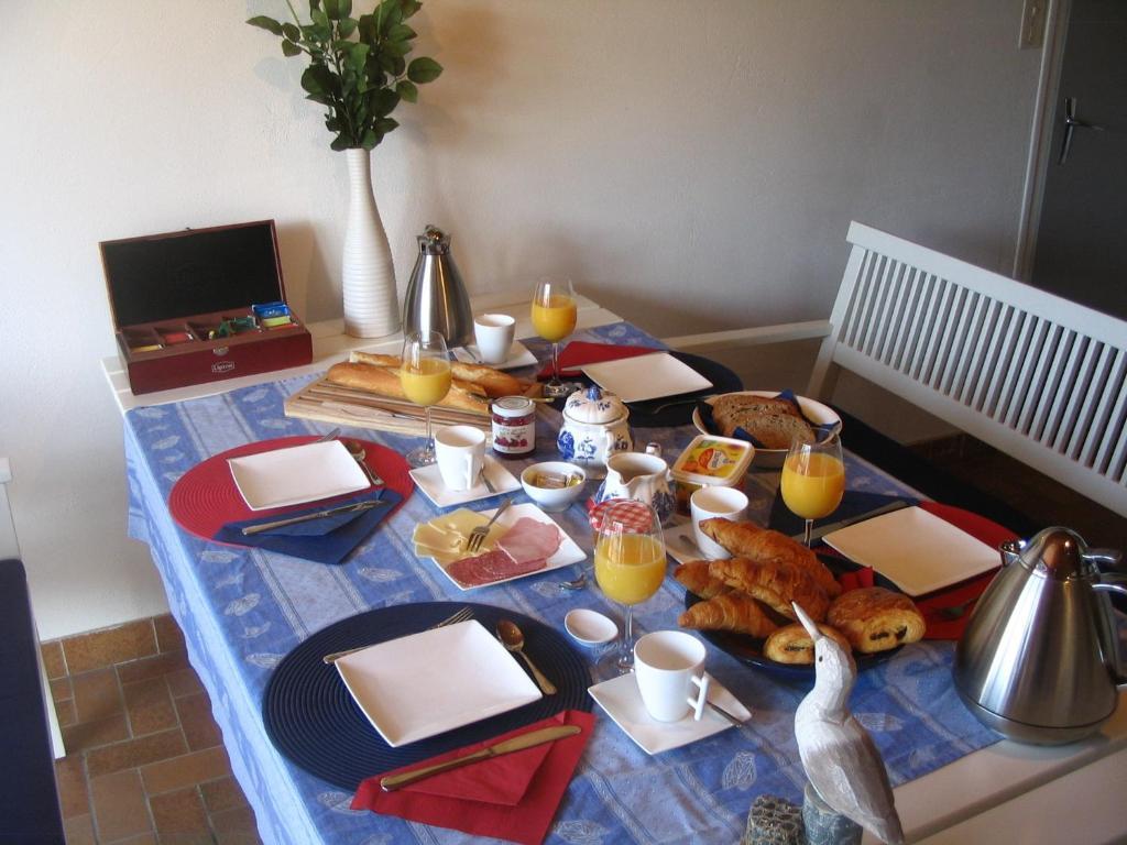 Au Passage Du Gois Bed & Breakfast Beauvoir-sur-Mer Exterior photo